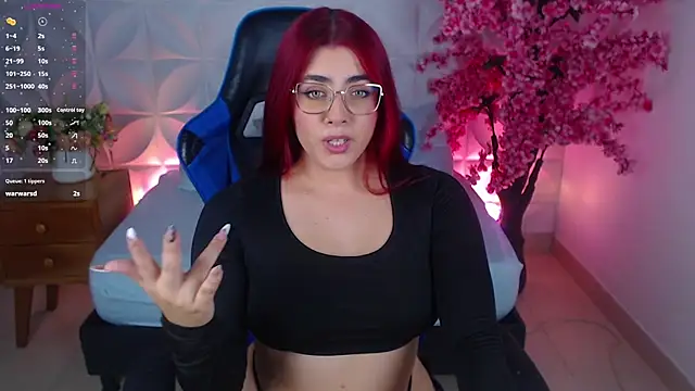 lizowenn  online show from 11-26-25, 07:36