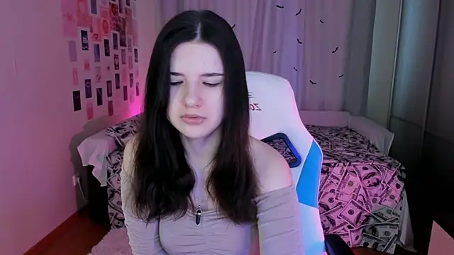 Vanessa Verona online show from 03-20-25, 05:24