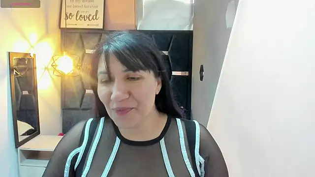 GiaFox  online show from 10-04-25, 01:34