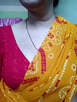 Snapshot of Rosy-B chatting on 03-09-25, 09:57 Rosy-B online show from 03-09-25, 09:57