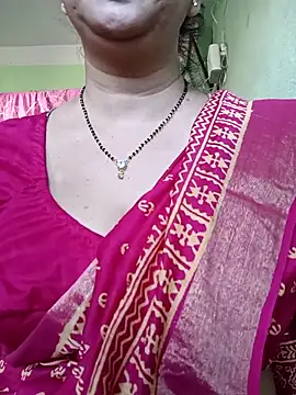 Snapshot of Rosy-B chatting on 09-29-25, 10:00 Rosy-B online show from 09-29-25, 10:00