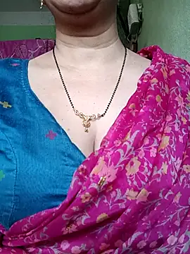 Snapshot of Rosy-B chatting on 05-02-26, 12:16 Rosy-B online show from 05-02-26, 12:16