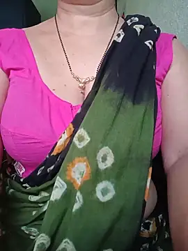 Snapshot of Rosy-B chatting on 06-03-26, 12:00 Rosy-B online show from 06-03-26, 12:00