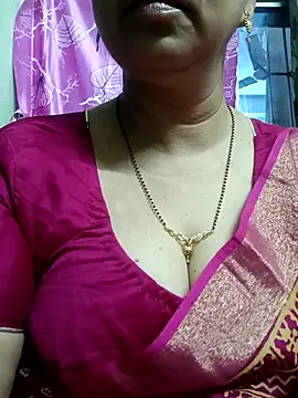 Snapshot of Rosy-B chatting on 02-20-25, 10:05 Rosy-B online show from 02-20-25, 10:05