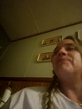 Off the Lesh online show from 03-09-26, 03:48