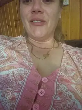 Snapshot of Off_the_Lesh chatting on 10-30-25, 07:06 Off the Lesh online show from 10-30-25, 07:06