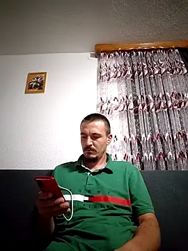 mayk18cm online show from 09-25-25, 08:37