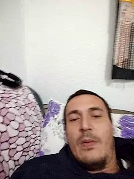 mayk18cm online show from 10-21-25, 05:23