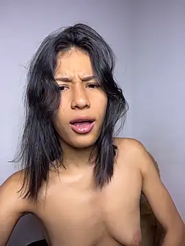 Valentinabaker online show from 06-03-26, 04:46