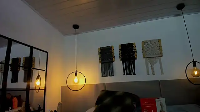 Snapshot of Sweet_camille chatting on 02-16-26, 02:21 Sweet camille online show from 02-16-26, 02:21