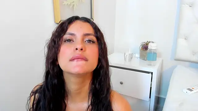 DulceColeman online show from 11-05-25, 11:30