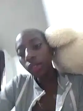 Snapshot of spicycouplex chatting on 10-19-25, 04:59 spicycouplex online show from 10-19-25, 04:59