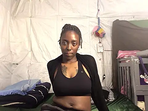Snapshot of Barbiesharzia chatting on 06-29-26, 06:40 Barbiesharzia online show from 06-29-26, 06:40