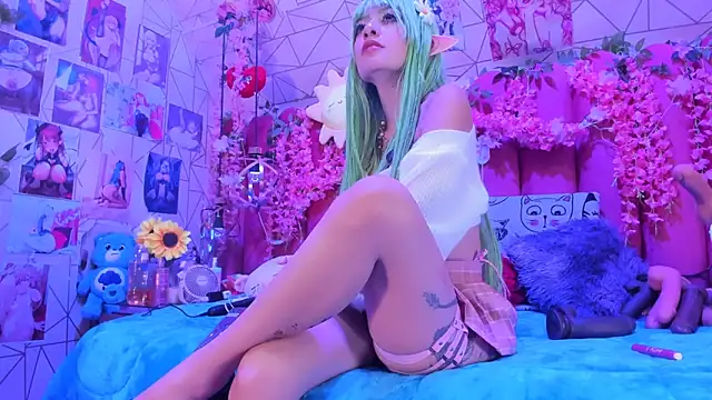 Alicebenett online show from 04-14-26, 10:37