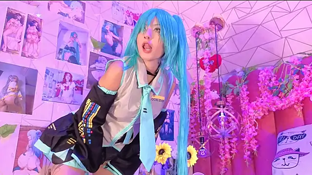 Alicebenett online show from 11-02-25, 08:36