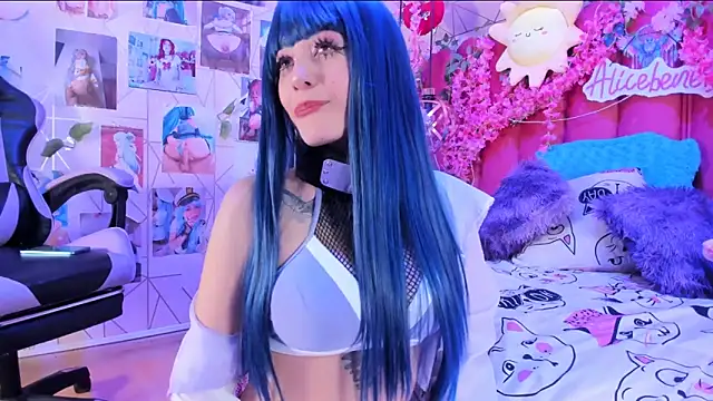 Alicebenett online show from 03-05-26, 10:37