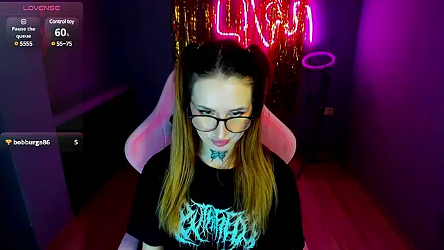 Snapshot of your_tora chatting on 02-17-25, 05:23 your tora online show from 02-17-25, 05:23