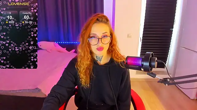 Snapshot of your_tora chatting on 10-06-25, 12:06 your tora online show from 10-06-25, 12:06