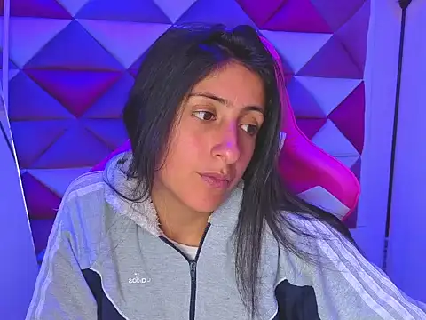 Cameron cutte online show from 11-04-25, 08:45