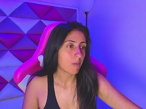 Cameron cutte online show from 11-16-25, 03:44