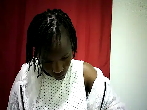 Snapshot of Pierra77 chatting on 06-10-26, 10:27 Pierra77 online show from 06-10-26, 10:27