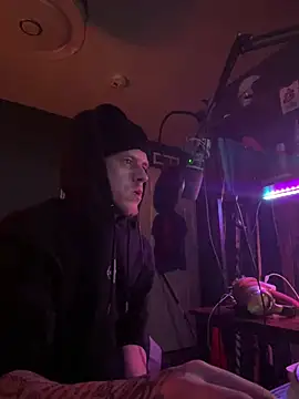 traejddd online show from 04-08-26, 04:36