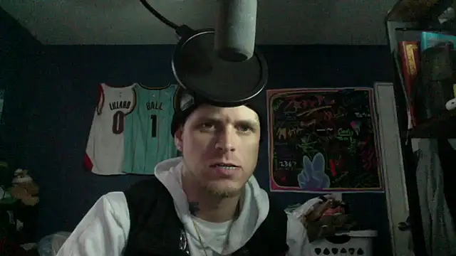 traejddd online show from 04-05-26, 06:03