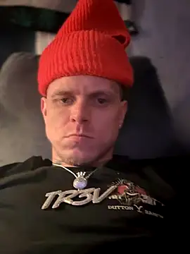 Snapshot of traejddd chatting on 10-02-25, 03:21 traejddd online show from 10-02-25, 03:21