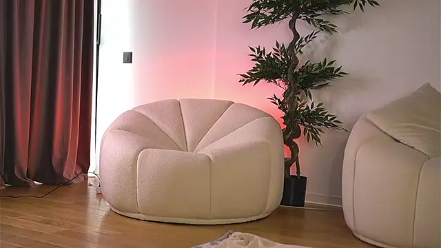 Snapshot of Cherrysweett chatting on 07-02-26, 06:08 Cherrysweett online show from 07-02-26, 06:08