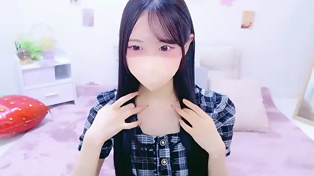 Snapshot of Suzu_ch_xx chatting on 05-24-26, 04:18 Suzu ch xx online show from 05-24-26, 04:18