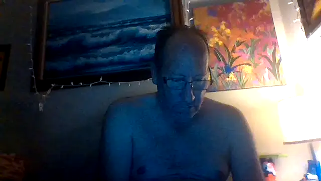Snapshot of hornyrich69 chatting on 01-18-26, 03:10 hornyrich69 online show from 01-18-26, 03:10