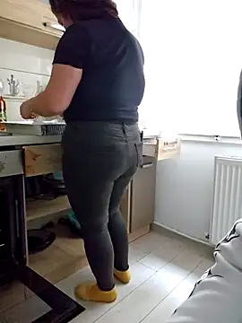 Aian09 online show from 09-29-25, 11:38