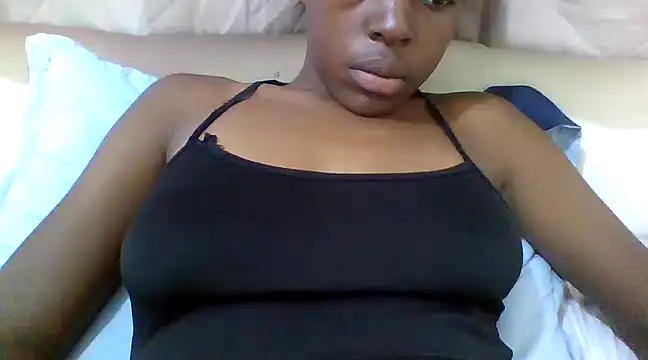 Snapshot of Ebony_maffin chatting on 02-24-25, 09:21 Ebony maffin online show from 02-24-25, 09:21