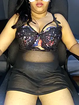 Snapshot of Loveshash1 chatting on 10-20-25, 05:42 Loveshash1 online show from 10-20-25, 05:42
