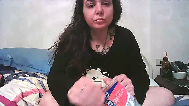 AliceBehind online show from 03-18-26, 11:37