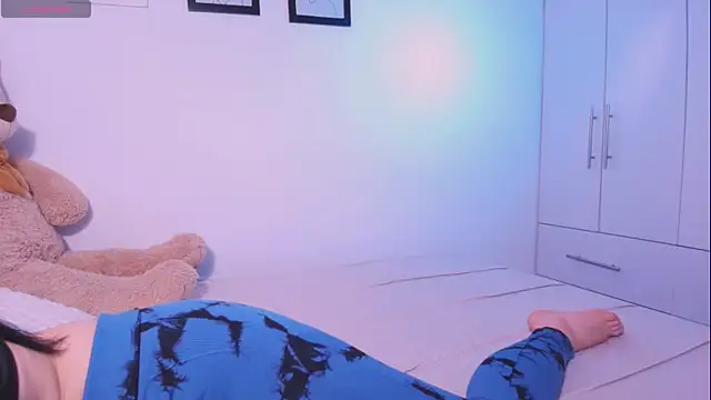 DannaHyde online show from 11-06-25, 07:29