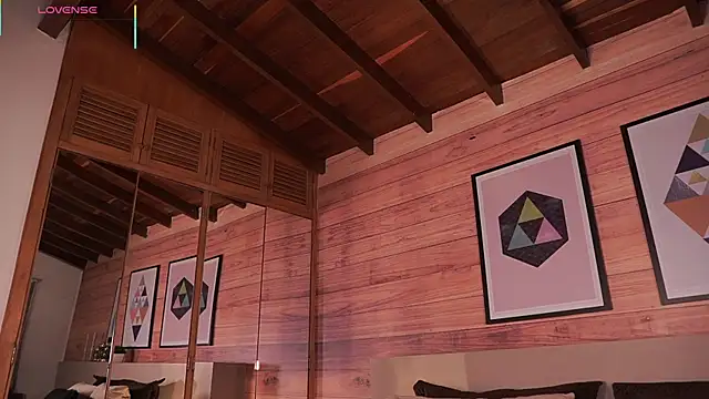 IzzyWild online show from 11-28-25, 10:15