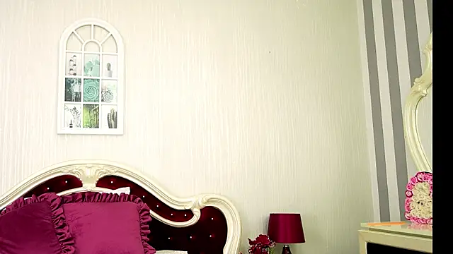 StacyLight online show from 05-28-26, 04:02
