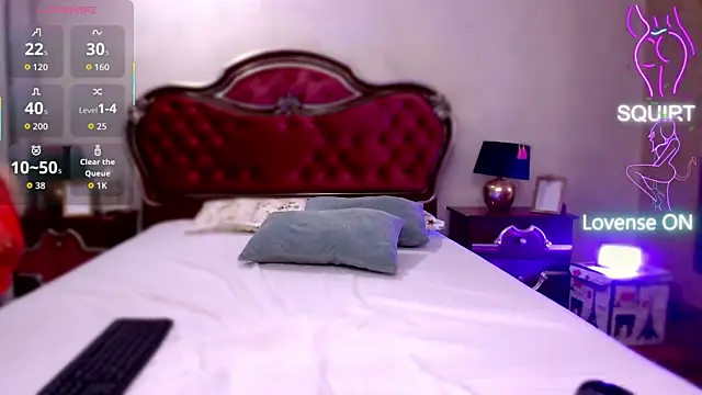 StacyLight online show from 01-08-26, 06:36