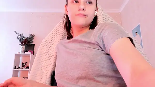 Britney Ross online show from 03-21-26, 08:19