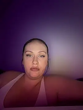 CurvyQueen2023 online show from 03-29-26, 07:59