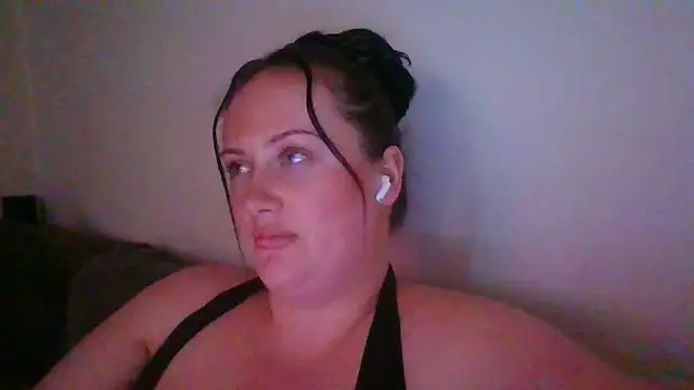 CurvyQueen2023 online show from 02-01-26, 09:24