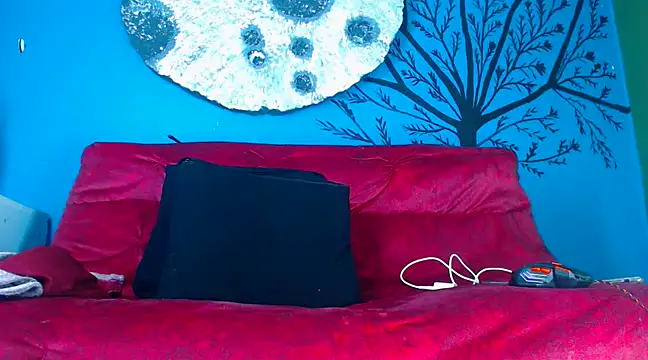 Snapshot of Mracialatina chatting on 02-21-25, 03:54 Mracialatina online show from 02-21-25, 03:54