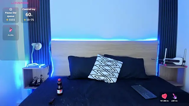 Chiqui milk  online show from 10-25-25, 07:14