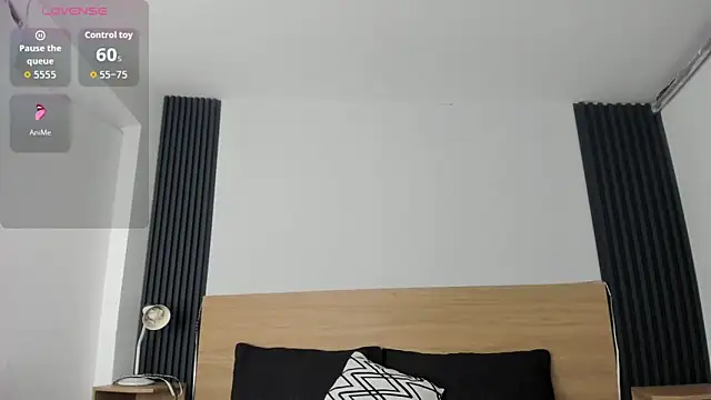 Chiqui milk  online show from 10-31-25, 07:10