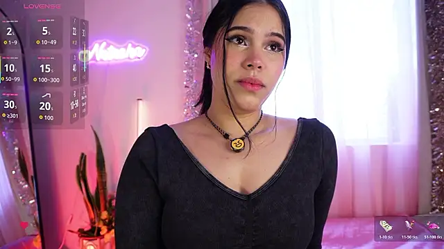 Natasha  Sccott online show from 03-12-26, 06:23