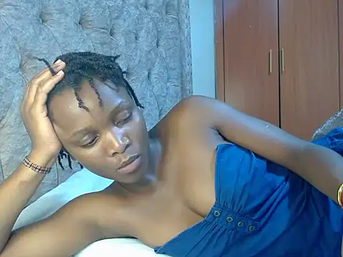 Snapshot of Naughty_Girl17 chatting on 03-04-25, 07:32 Naughty Girl17 online show from 03-04-25, 07:32