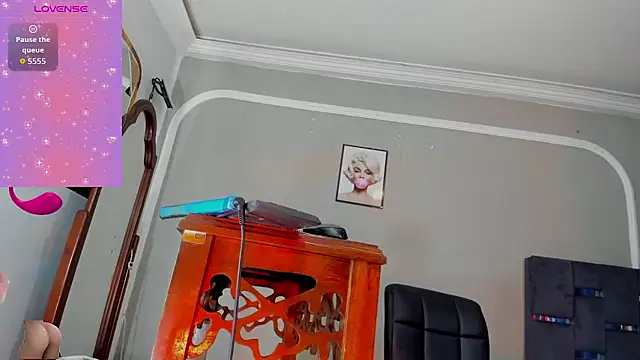 Jimena Grey online show from 02-17-26, 09:12