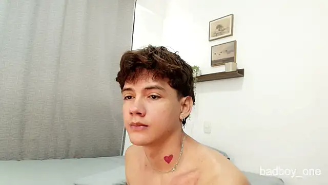 Snapshot of badboy_one_ chatting on 03-19-26, 01:22 badboy one online show from 03-19-26, 01:22