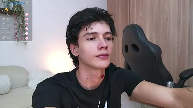 Snapshot of badboy_one_ chatting on 09-28-25, 11:23 badboy one  online show from 09-28-25, 11:23